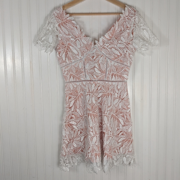 Kimilily Floral Lace Dress - Picture 1 of 7
